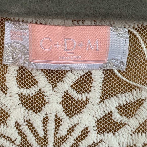 C+D+M Collection White Lace Embroidered Sheer Kimono - Picture 5 of 8